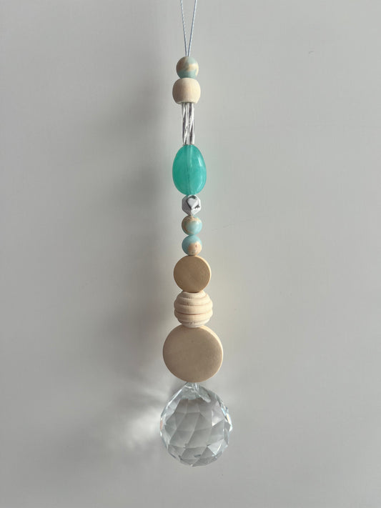 Lichtfänger „Pur“ aus Edelstein und Holz